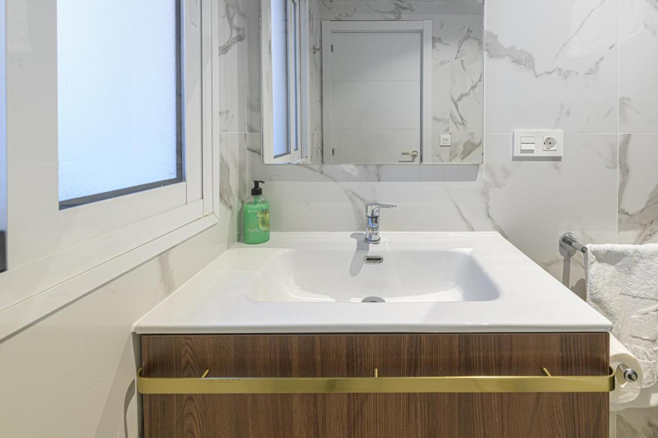 Wintowinrentals Malaga Center, Comfortable And Renovated Eksteriør bilde